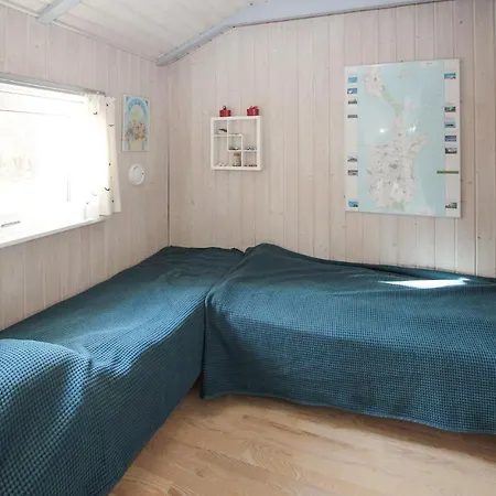 2 Bedroom Beautiful In Samso Дом отдыха